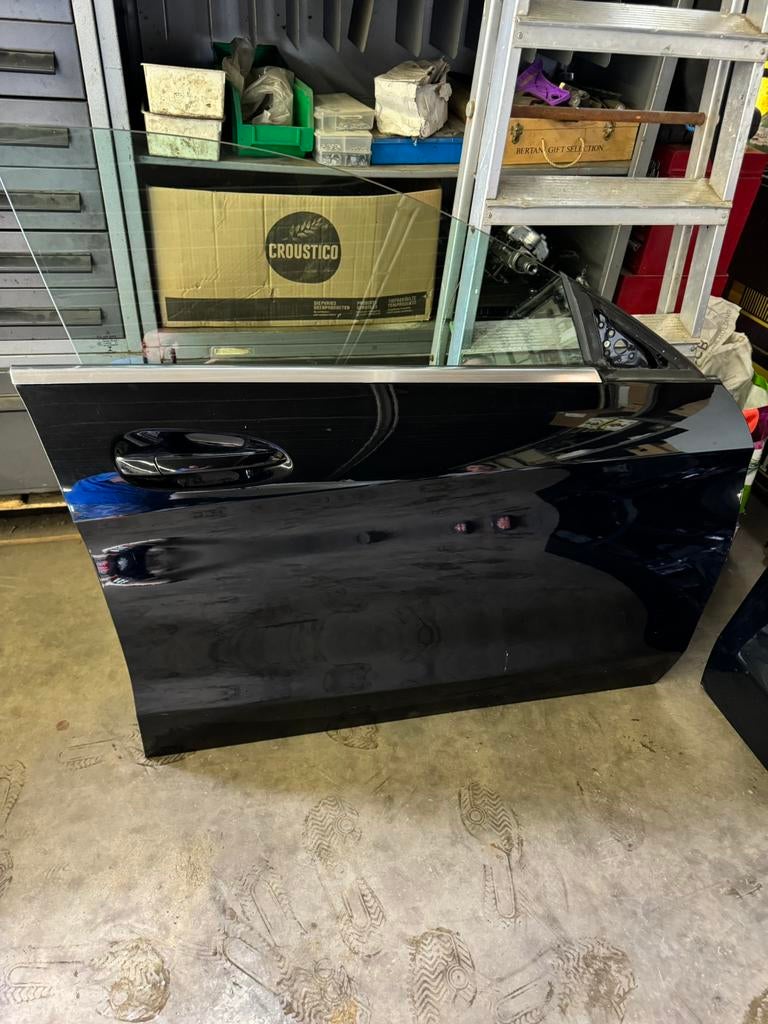 Pièces carrosserie Mercedes CLA berline mod 2016, Enlèvement, Arrière, Porte