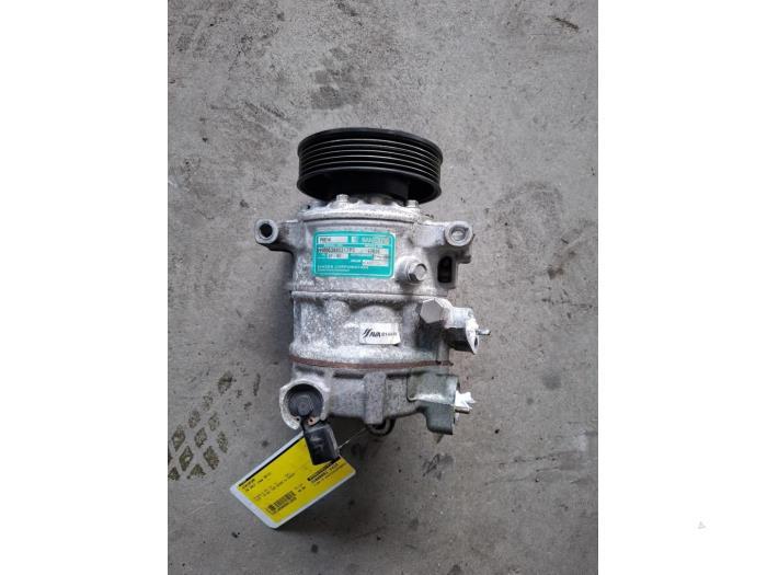 Aircopomp van een Volkswagen Golf, Gebruikt, -, Volkswagen, -