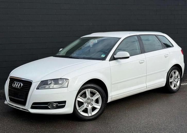 Audi A3 Sportback 1.4 TFSI+AIRCO+SIEGES CHAUFF+JANTES+E5B, Autos, Audi, Entreprise, Achat, A3, ABS, Airbags, Air conditionné, Ordinateur de bord