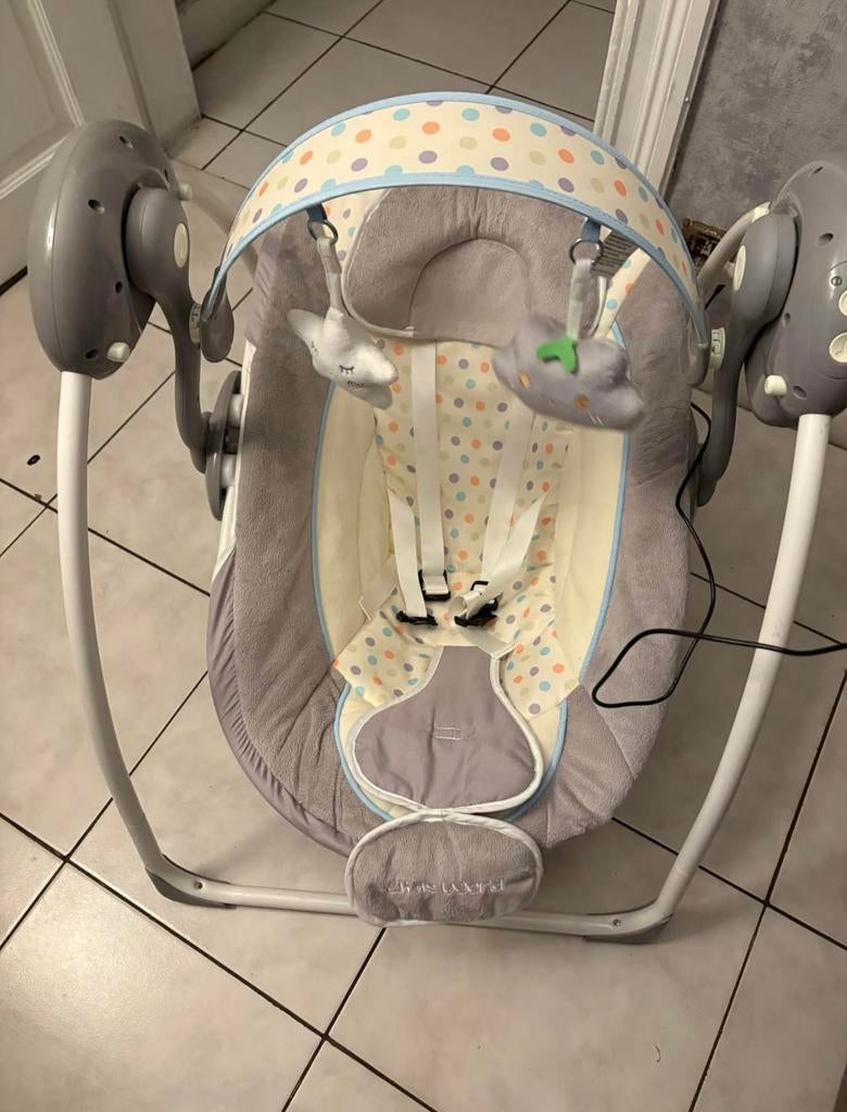 Balancelle & cuvette de parc noukis, Enlèvement, Comme neuf