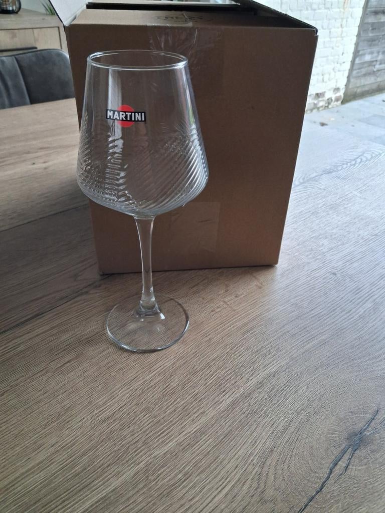 Martini glazen op voet, Ophalen of Verzenden