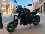 Kawasaki Z900 – Pack Performance – 09/2023 – 6 200 km, Motos, Permis Moto A, Plus de 35 kW, 948 cm³, 4 cylindres