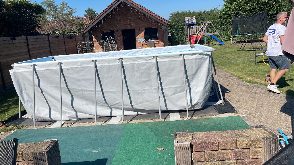 Zwembad 2x4, met zandfilter en andere toebehoren, Gebruikt, 200 tot 300 cm, Opzetzwembad, 200 tot 400 cm