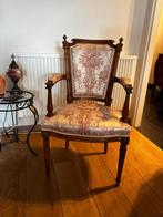 Fauteuil style Louis XVI, Enlèvement