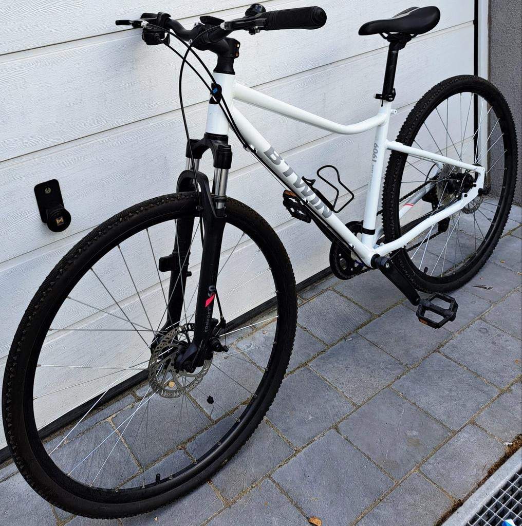 B-TWIN RIVERSIDE 500 quasiment neuf, Enlèvement ou Envoi