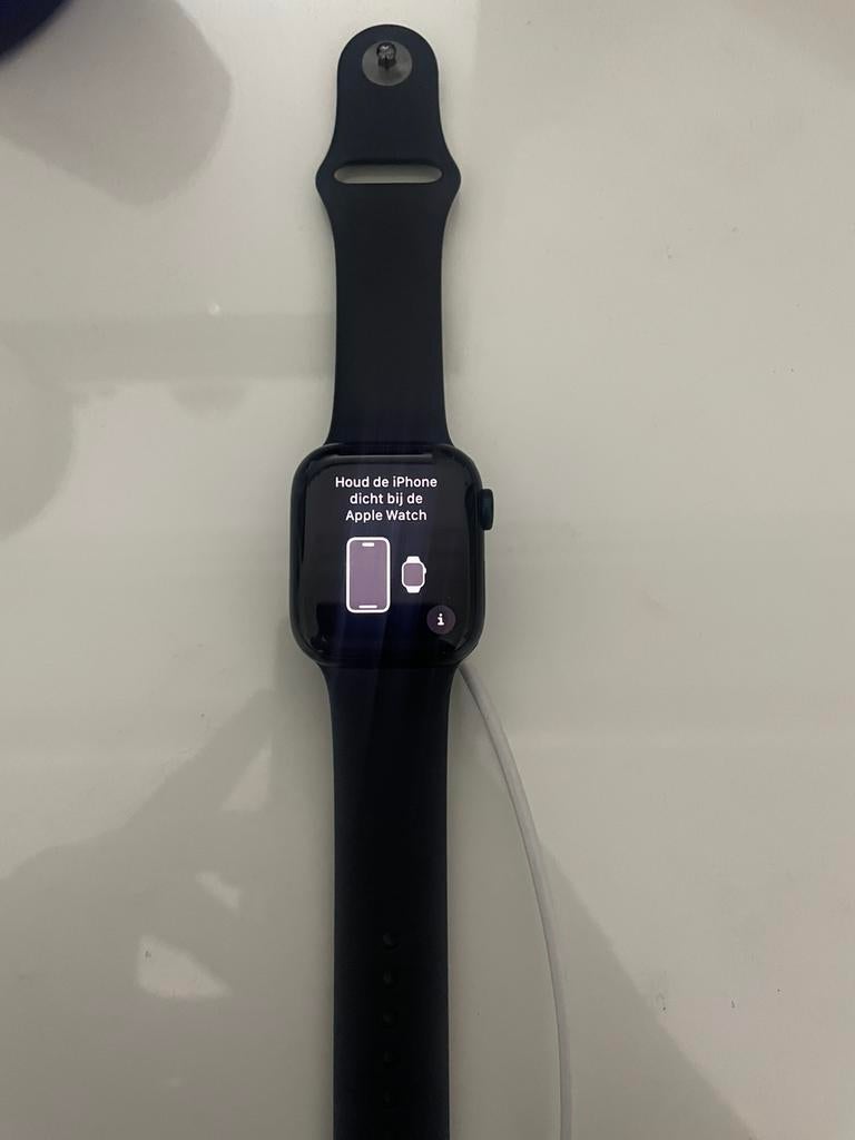 Apple watch 7, Ophalen, Zwart, IOS, Zo goed als nieuw