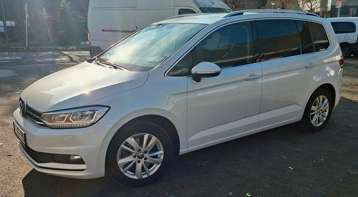 VW TOURAN HIGHLINE BOITEAUTO 1.5TSI 7PLACES Virtual Cockpit, Autos, Volkswagen, Particulier, Touran, Caméra de recul, Phares directionnels