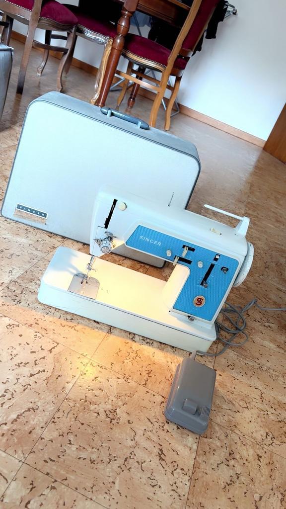 Machine à coudre Singer 612G vintage  + pédale d’origine, Hobby & Loisirs créatifs, Machines à coudre & Accessoires, Comme neuf