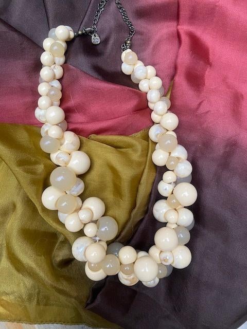 Ivoor ketting met glazen parels, Ophalen of Verzenden, Zo goed als nieuw, Overige materialen, Verstelbaar