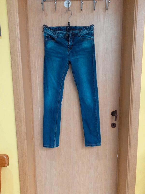 Jean slim fit Kiabi – Bleu – 12 ans (152 cm), Enfants & Bébés, Vêtements enfant | Taille 152, Utilisé, Garçon, Pantalon, Enlèvement ou Envoi