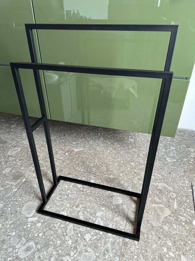 Handdoekrek, Ophalen, Zo goed als nieuw, Zwart, Handdoekenrek