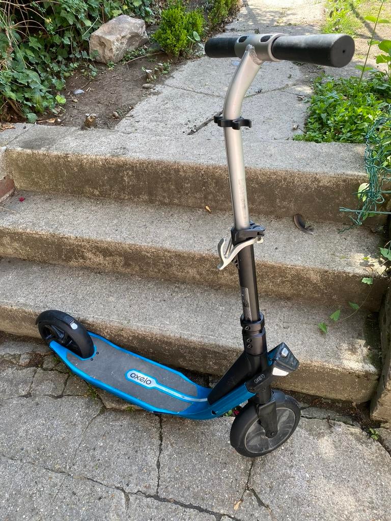OXELO TOWN 7 scooter, Fietsen en Brommers, Steps, Zo goed als nieuw, Gewone step, Ophalen of Verzenden