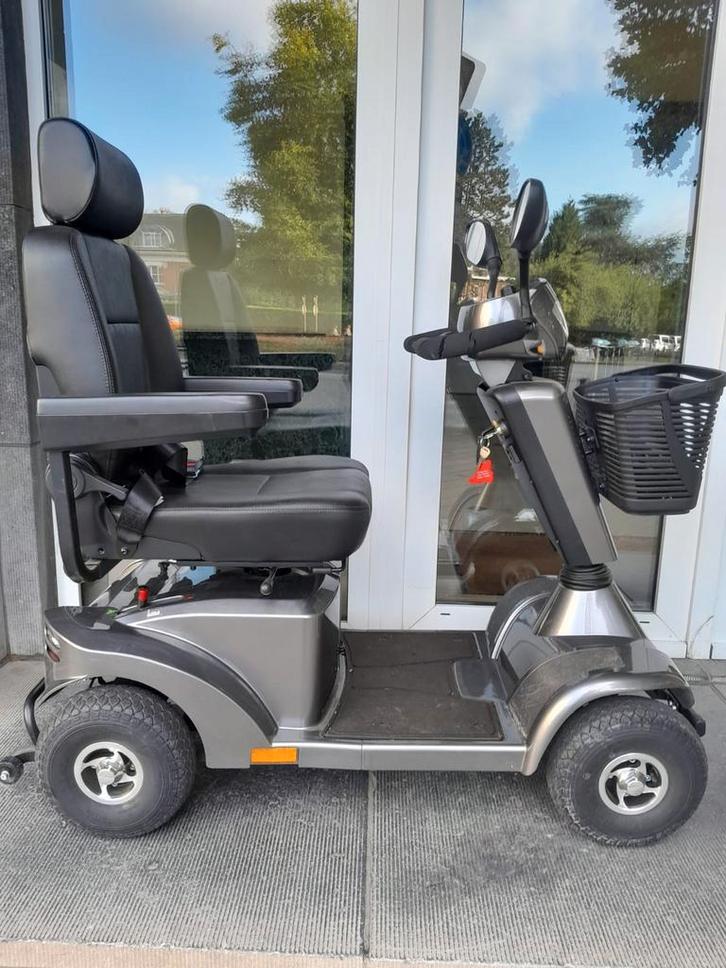 Chaise roulante électrique Sterling S 425 nieuw état neuf, Divers, Chaises roulantes, Enlèvement ou Envoi