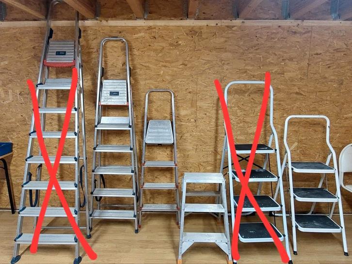 4 huishoudelijke ladders 5- 4 - 3 treden, Doe-het-zelf en Bouw, Ladders en Trappen, Ladder, Ophalen