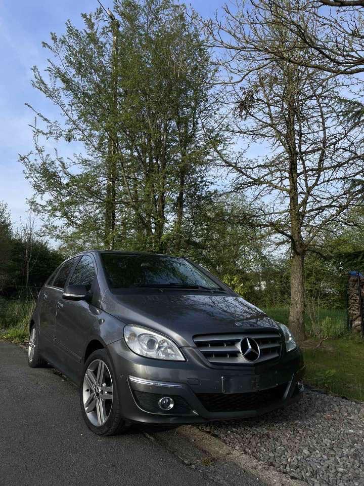 Mercedes Benz B180 cdi 2011 automatique, Autos, Mercedes-Benz, Euro 5, Achat, Diesel, Automatique