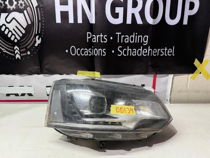 Volkswagen Transporter - Caravelle T5 koplamp, Autos : Pièces & Accessoires, Éclairage, Utilisé, Enlèvement ou Envoi