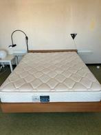 Matelas gratuitement à Malines - bon état, Enlèvement, Utilisé, Matelas