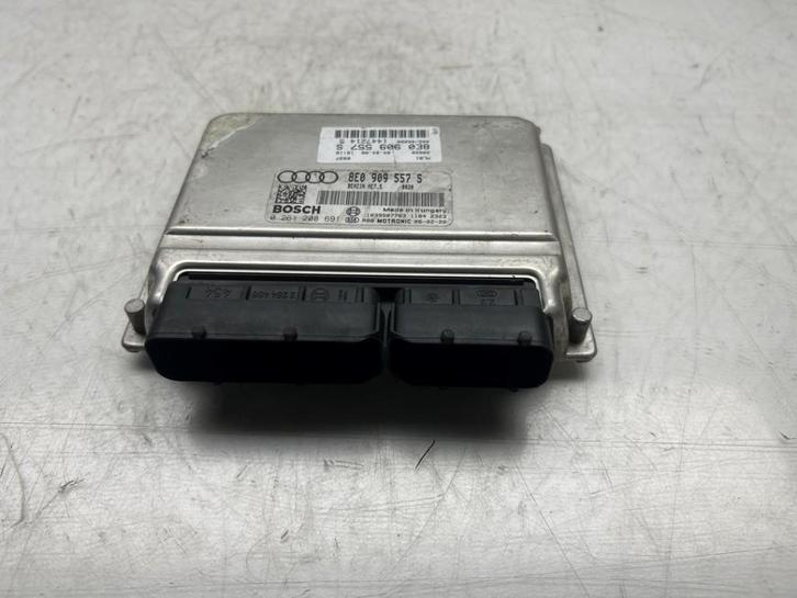 CALCULATEUR MOTEUR ECU Audi A4 Avant (B7) (01-2004/06-2008), Autos : Pièces & Accessoires, Électronique & Câbles, Audi, Utilisé