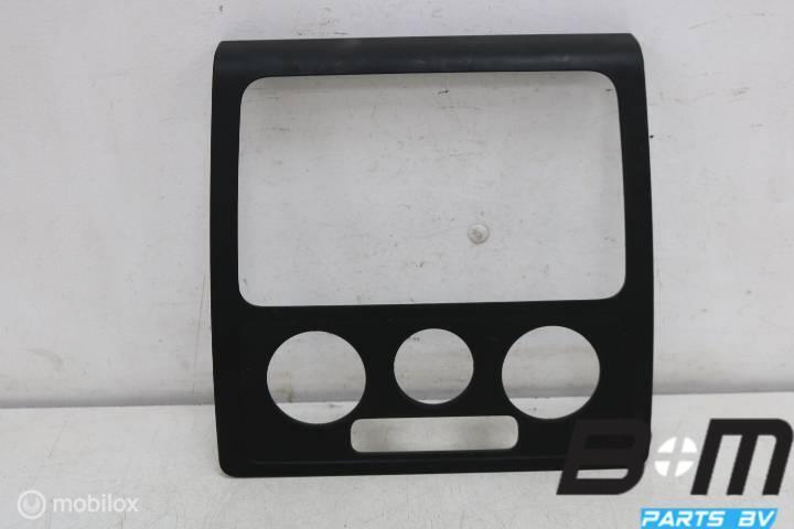 Afdekking radio en clima VW Caddy 2K 2.0 SDI BST 2K0858061A, Gebruikt