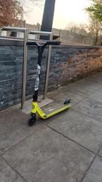 Stuntstep fluo geel, Fietsen en Brommers, Ophalen, Gebruikt, Gewone step, Oxelo (Decathlon)