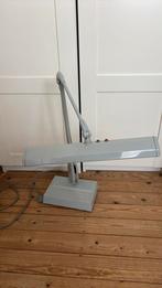 Industriele vintage bureau lamp, Ophalen