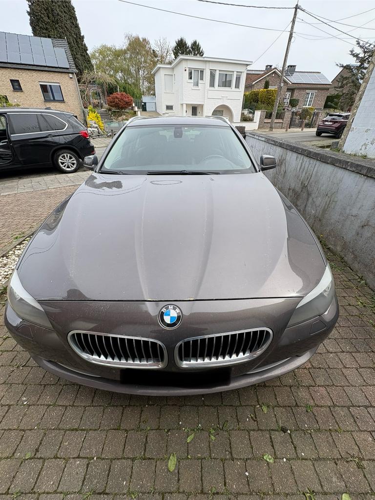 BMW 520 eind 2011 euro 5b, Auto's, BMW, Automaat, Euro 5, Achterwielaandrijving, Zwart