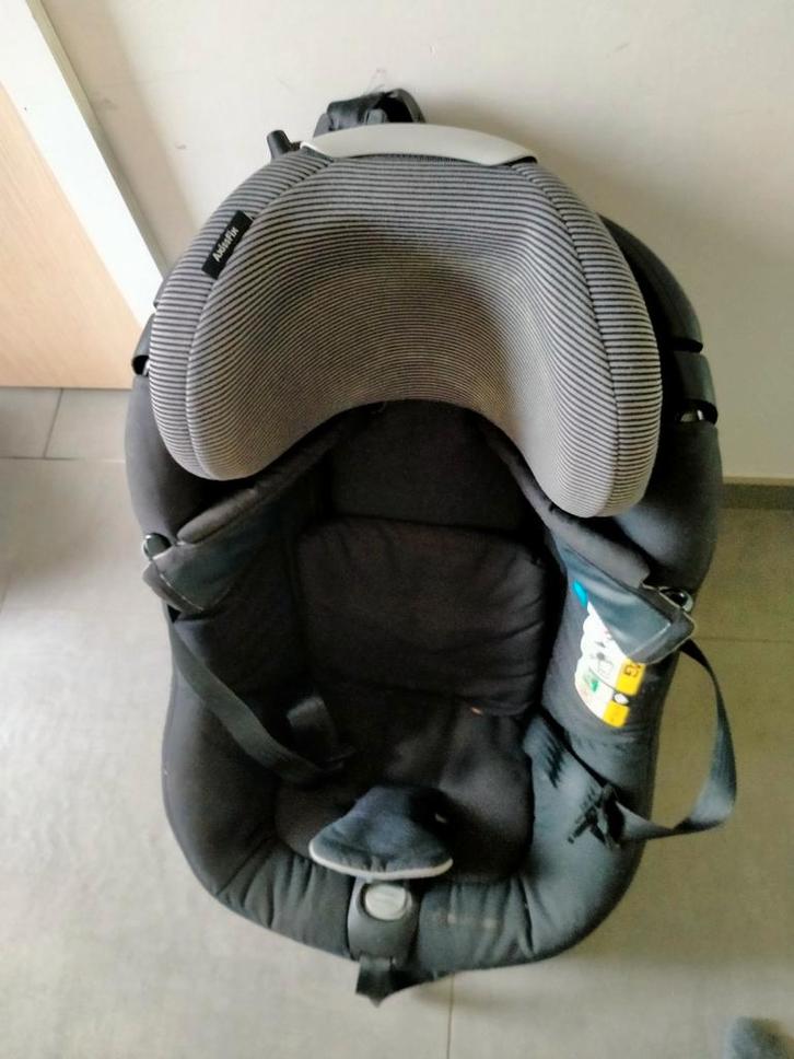 Draaibare Autostoel axissfix van merk Maxi cosi, Kinderen en Baby's, Autostoeltjes, Ophalen