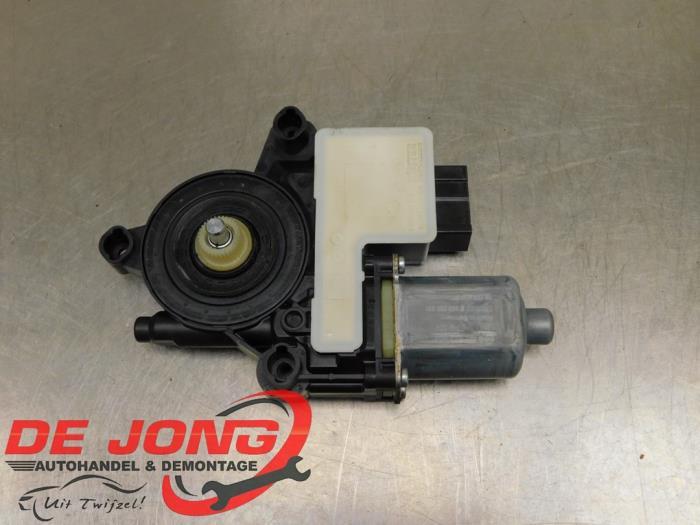 Moteur de vitre portière d'un Volkswagen Polo, Volkswagen, -, 3 mois de garantie, Utilisé