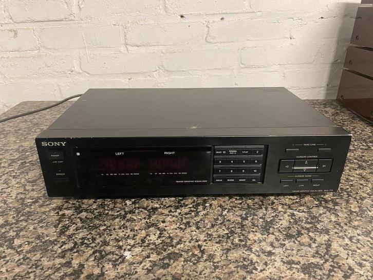 égaliseur graphique stéréo Sony SEQ-711, Audio, Tv en Foto, Stereoketens, Gebruikt, Sony, Ophalen