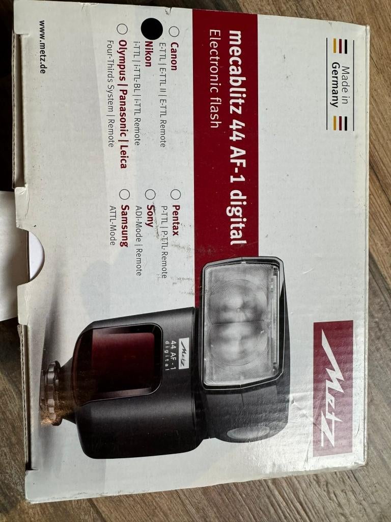 Metz Mecablitz 44 AF-1 Digital Flash pour Nikon, Enlèvement, Utilisé, Metz, Inclinable