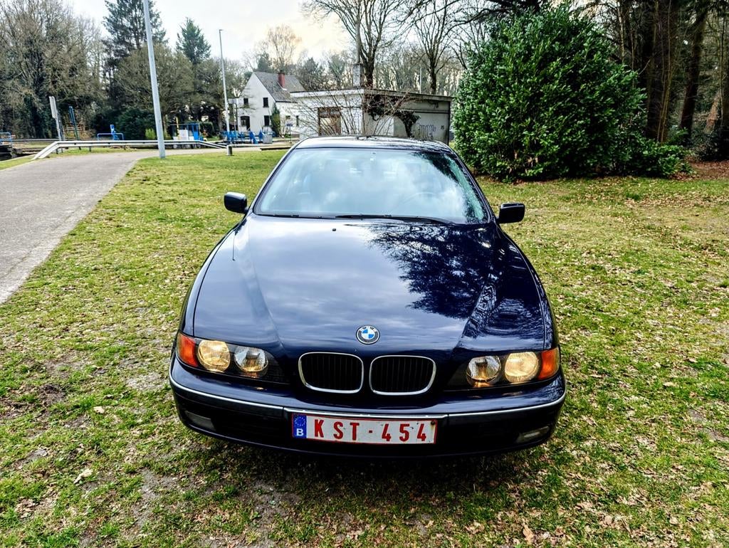 BMW 525D, Auto's, BMW, 2500 cc, 4 deurs, Blauw, Multifunctioneel stuurwiel