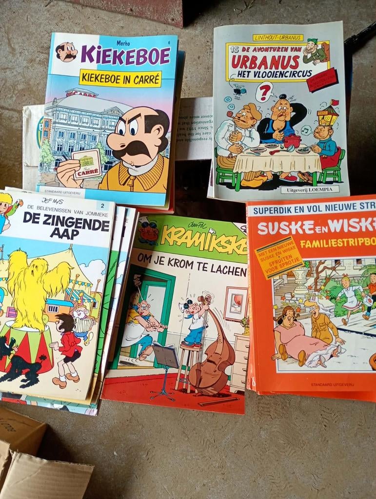 Pakket stripverhalen, Boeken, Ophalen