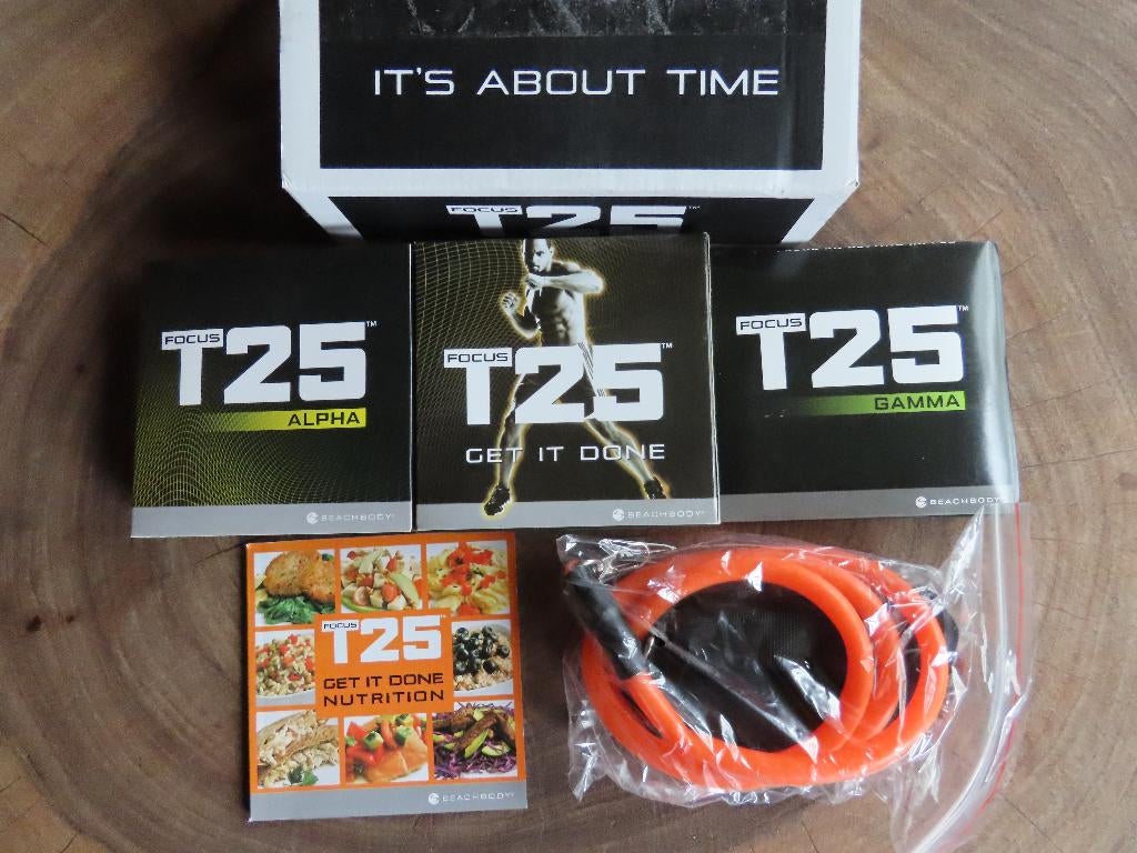 DVD-box Workout T25 van Shaun T Compleet, Yoga, Fitness of Dans, Alle leeftijden, Boxset, Zo goed als nieuw