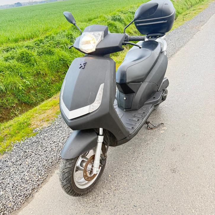 Peugeot Vivacity, bon état avec papiers, Vélos & Vélomoteurs, Scooters | Peugeot, Utilisé, Vivacity, Classe B (45 km/h), Essence