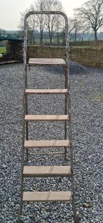 Escabelle, Bricolage & Construction, Enlèvement, Utilisé