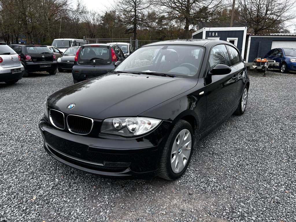 Bmw 116I 1.6 essence km80 000 bj 2009, Autos, BMW, Entreprise, Capteur de stationnement, Noir, 2 portes