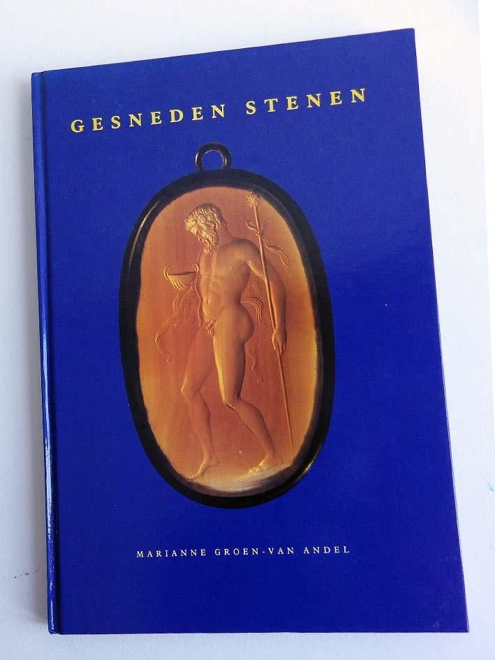 Gesneden Stenen., Ophalen, Zo goed als nieuw