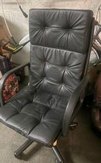 Bureau stoel, Ophalen