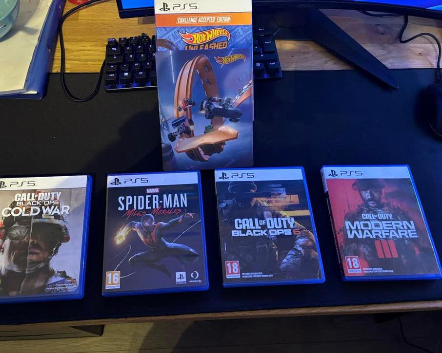 PS5 GAMES | CALL OF DUTY BUNDEL | PS4 GAMES, Enlèvement, Comme neuf, Online