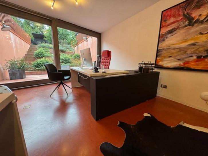 Bureau Links 180 x 180, Huis en Inrichting, Bureaus, Zo goed als nieuw, Bureau, Ophalen