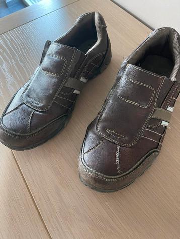 Bruine Heren schoenen van Checker beschikbaar voor biedingen