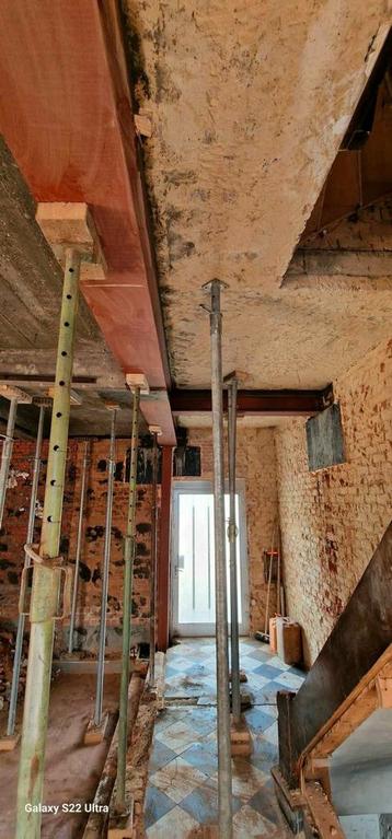 Metall balk plaatsen werken. 0466445657gabriel beschikbaar voor biedingen