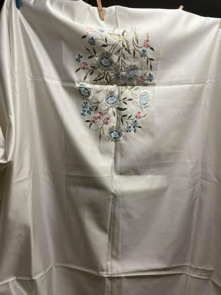 Drap de lit ancien et couvre lit, Antiquités & Art, Tapis & Textile, Enlèvement