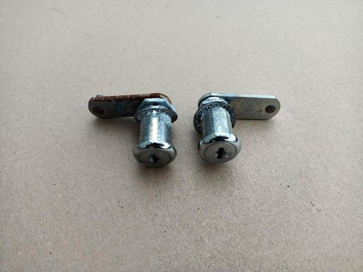 2x Sloten Seeburg LS3 (1969) jukebox, Collections, Machines | Jukebox, Seeburg, Envoi