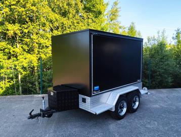 Foodtruck - gesloten aanhangwagen - verkoopswagen beschikbaar voor biedingen
