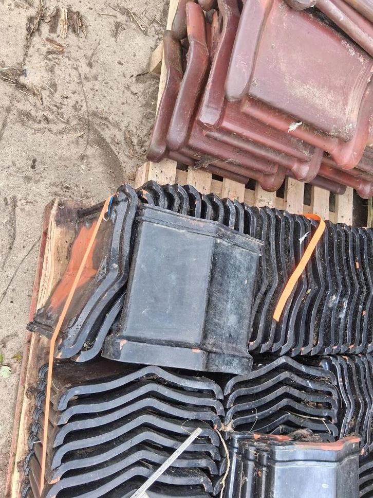 Muurkappen, Doe-het-zelf en Bouw, Dakpannen en Dakbedekking, Zo goed als nieuw, Zwart, Ophalen