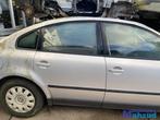 VW PASSAT 3B2 grijs LB7Z deur rechts achter portier 96-2001, Auto-onderdelen, Gebruikt, Achter, Volkswagen, Deur