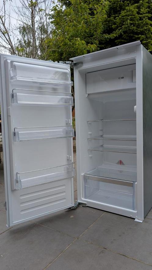 Atag inbouw koelkast, Elektronische apparatuur, Koelkasten en IJskasten, Gebruikt, Met vriesvak, Ophalen