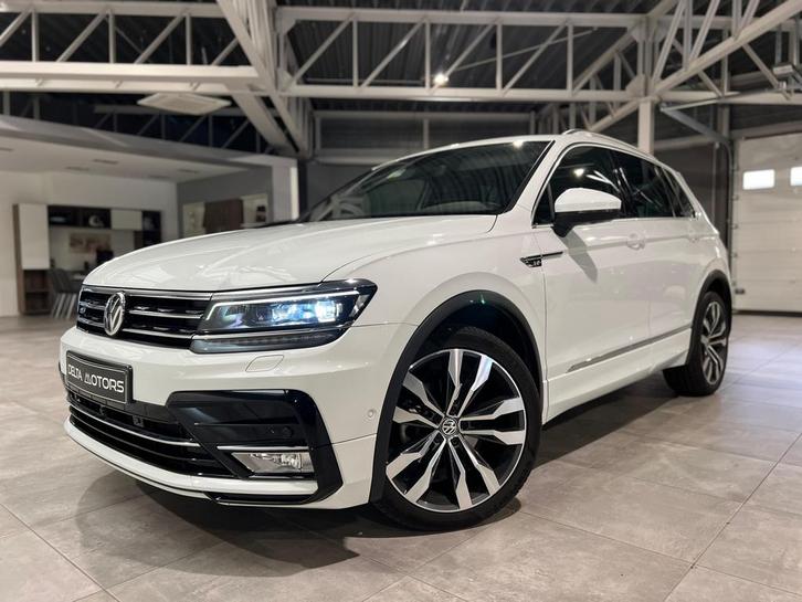 Volkswagen Tiguan R-Line 4Motion | DSG - pano|LED, Auto's, Volkswagen, Bedrijf, Te koop, Tiguan, Bluetooth, Regensensor, USB, Benzine