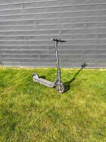 Elektrische step Ninebot KickScooter Max G 30 beschikbaar voor biedingen